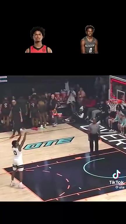 布朗尼此前与阿门-汤普森交手的集锦，两人都砍下16分！