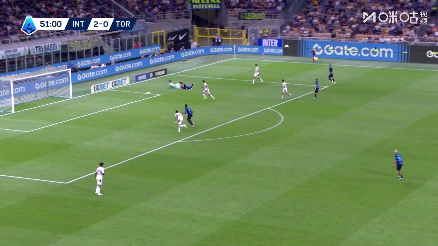 国米3-0都灵！都灵后场失误，劳塔罗抢射笑纳大礼