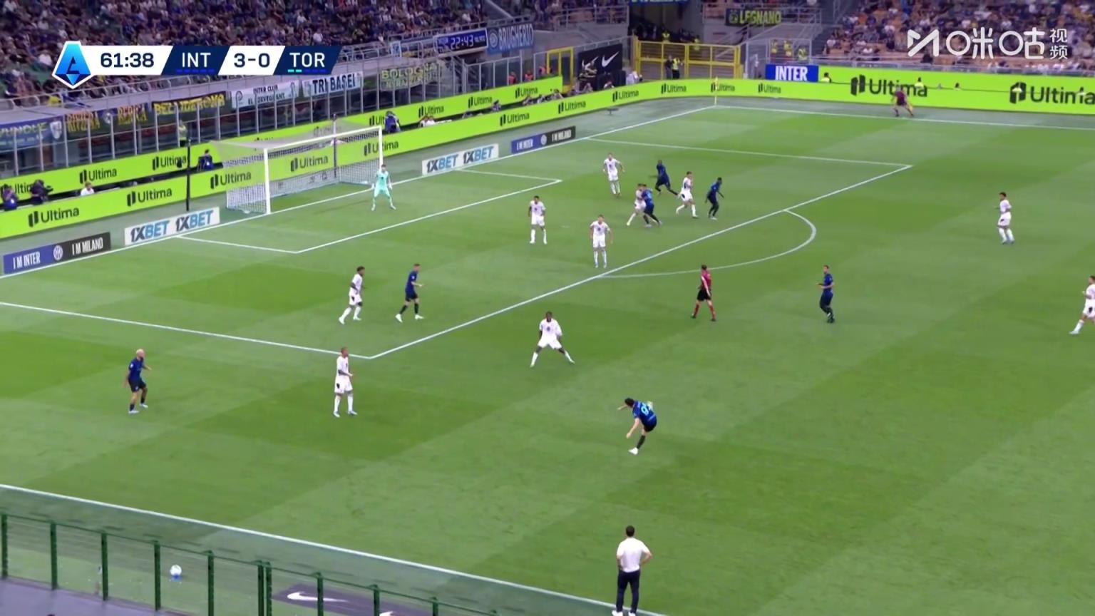 四十五度炸！巴斯托尼传中，图拉姆头球破门上演梅开二度