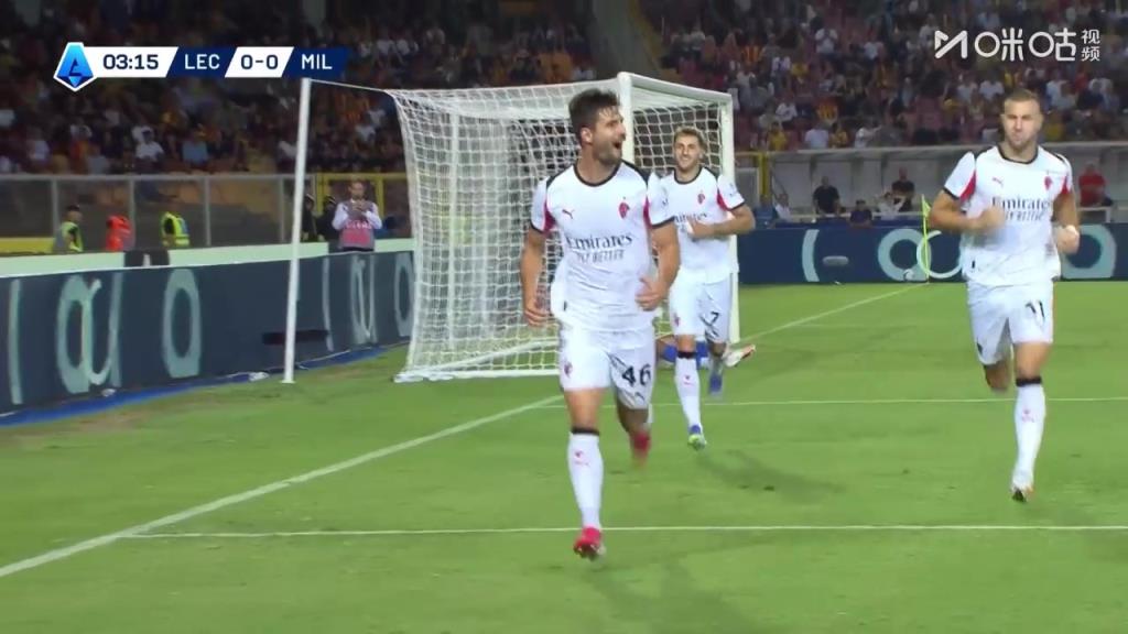 可惜！加比亚开场4分钟头球破门！主裁判罚推人犯规进球无效！