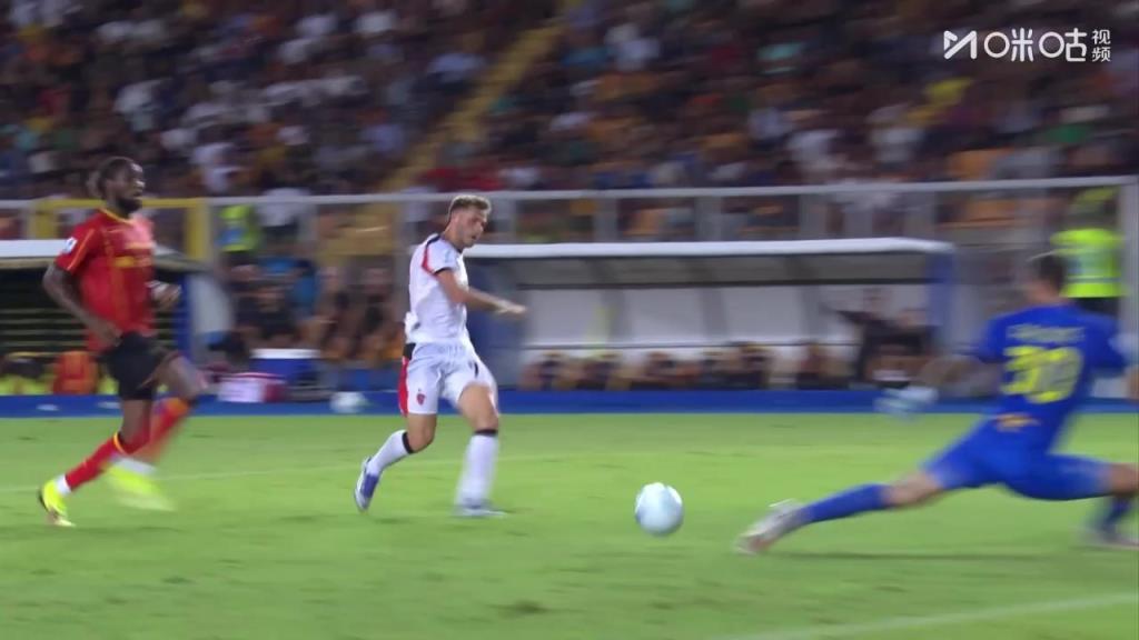 S-希门尼斯单刀没有打进！解说员激情呐喊后:这球偏的有点多