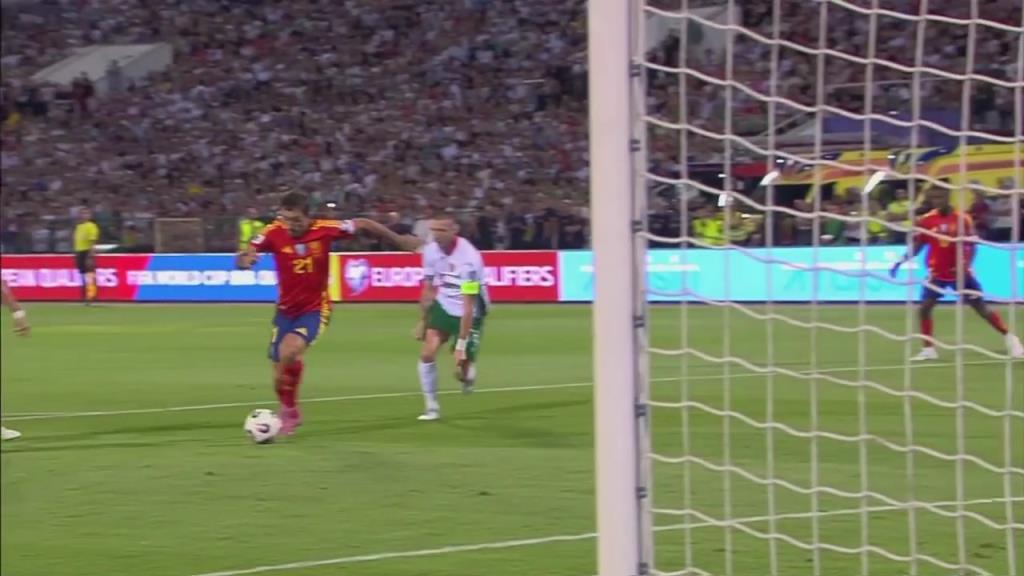 苏维门迪送助攻！奥亚萨瓦尔打门得手！西班牙开场5分钟领先！