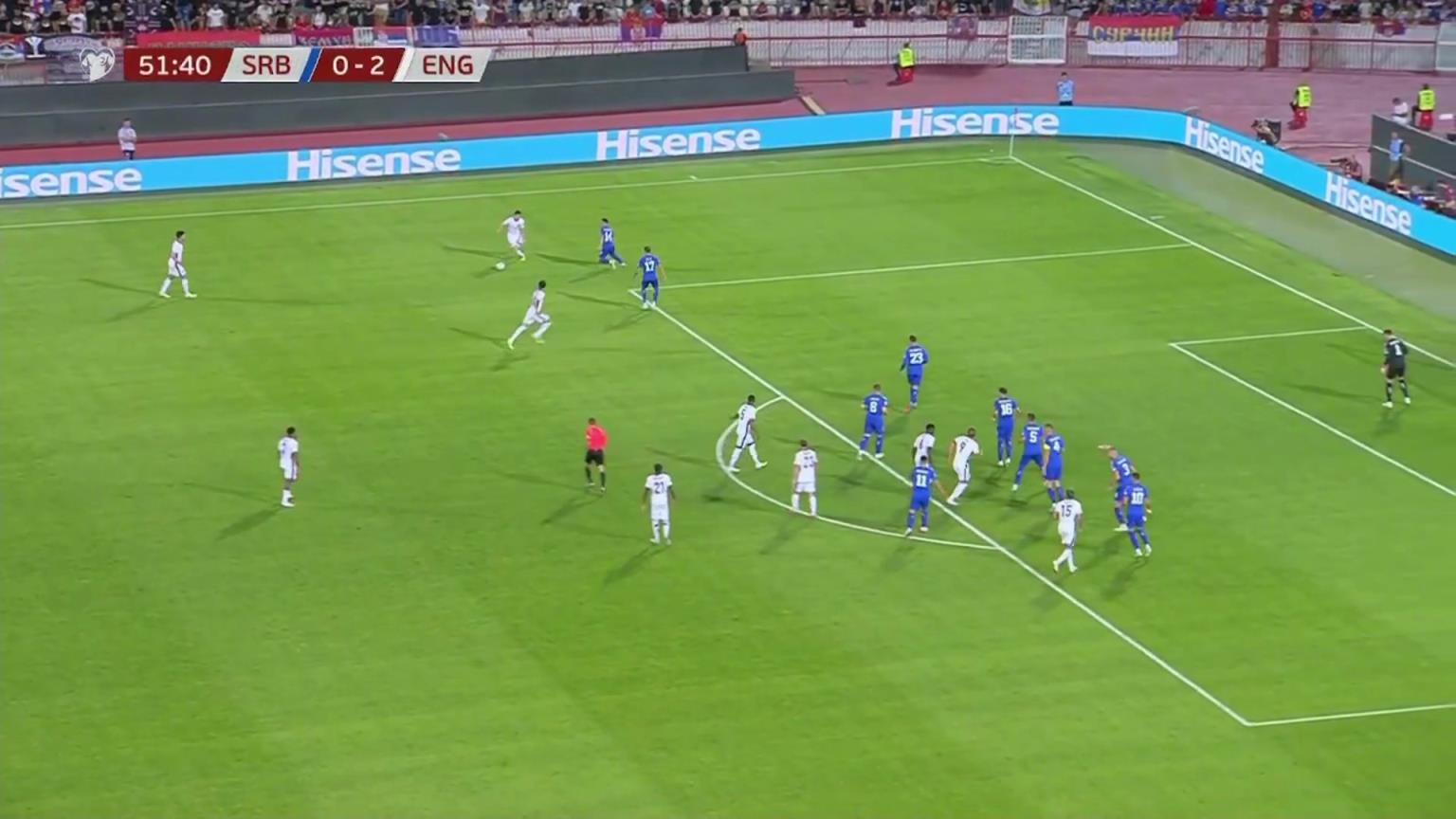 英格兰3-0塞尔维亚！戈登远射门将脱手，孔萨补射破门