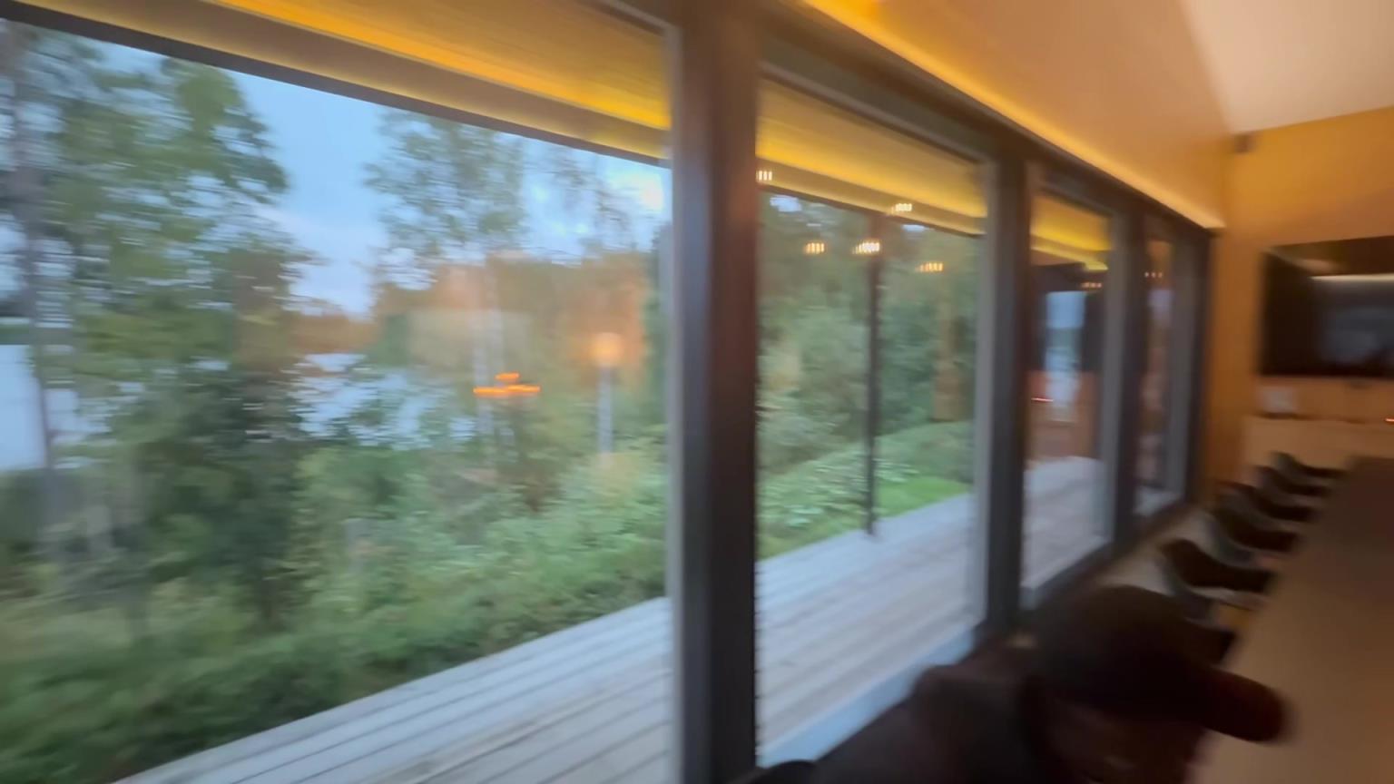 施罗德老婆此前曾晒恩爱视频，网友：这角度，怎么这么像萨巴伦卡？